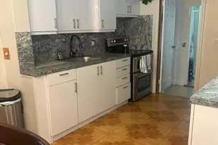 551 NW 99th Way, Pembroke Pines, FL 33024 - Photo 4