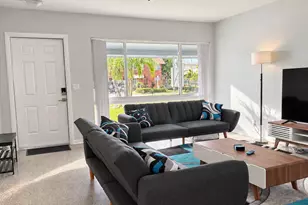 1261 SE 2nd St, Deerfield Beach, FL 33441 - Photo 4