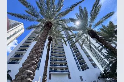 16001 Collins Avenue #4002, Sunny Isles Beach, FL 33160 - Photo 2