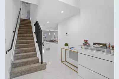 4173 N Oak Place, Dania Beach, FL 33314 - Photo 2