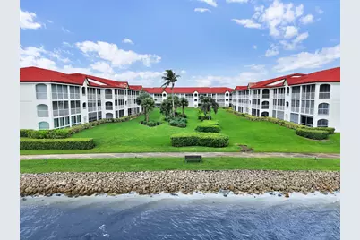 107 Half Moon Circle #A1, Hypoluxo, FL 33462 - Photo 4