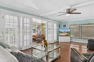 1891 SW 84th Ave, Davie, FL 33324 - Photo 32