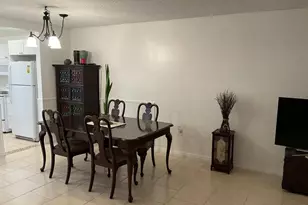 8100 Sunrise Lakes Blvd, Sunrise, FL 33322 - Photo 6