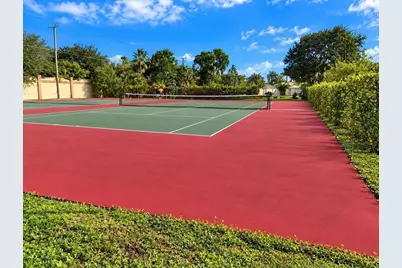 8100 Sunrise Lakes Boulevard #210, Sunrise, FL 33322 - Photo 24