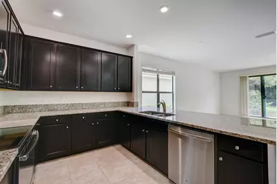 8979 Gulf Run Way, Lake Worth, FL 33467 - Photo 6