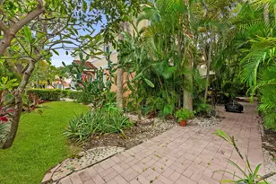 1950 NE 7th St, Deerfield Beach, FL 33441 - Photo 32