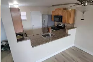 408 NW 68th Ave, Plantation, FL 33317 - Photo 4