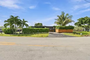 2775 NE 16th Ave, Pompano Beach, FL 33064 - Photo 10