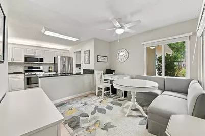 186 Par Drive #186, Royal Palm Beach, FL 33411 - Photo 8