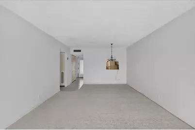 3070 Holiday Springs Boulevard #304, Margate, FL 33063 - Photo 10