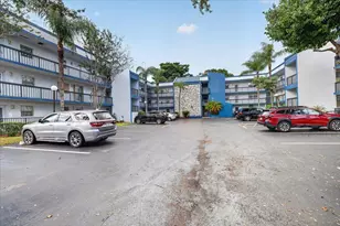 3070 Holiday Springs Blvd, Margate, FL 33063 - Photo 2