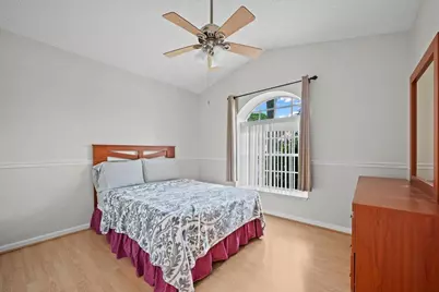 127 Saratoga Boulevard E, Royal Palm Beach, FL 33411 - Photo 24