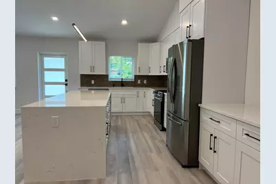 1402 NE 34th Street #A-B, Oakland Park, FL 33334 - Photo 14