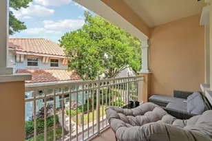 4326 Cascada Cir, Hollywood, FL 33024 - Photo 40