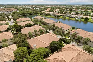 4326 Cascada Cir, Hollywood, FL 33024 - Photo 10