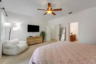 4326 Cascada Cir, Hollywood, FL 33024 - Photo 36