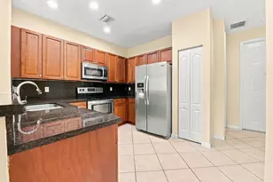 3593 NW 13th St, Lauderhill, FL 33311 - Photo 4