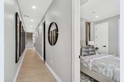 3541 NE 13th Avenue #Unit B, Oakland Park, FL 33334 - Photo 2