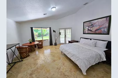 1136 Palmetto Road, Haverhill, FL 33417 - Photo 14