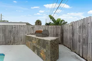 3080 NE 12th Ave, Pompano Beach, FL 33064 - Photo 24