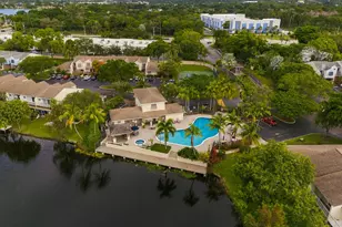 258 W Hemingway Cir, Margate, FL 33063 - Photo 46
