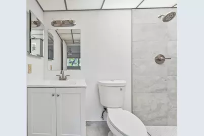 10411 E Clairmont Circle #211, Tamarac, FL 33321 - Photo 6