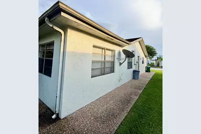 9521 NW 83rd Street, Tamarac, FL 33321 - Photo 6