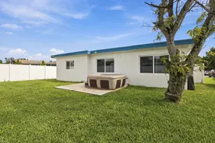 8121 NW 93rd Ave, Tamarac, FL 33321 - Photo 20
