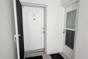 2555 NE 11th St, Fort Lauderdale, FL 33304 - Photo 4