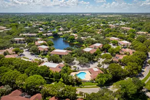 4706 Carambola Cir N, Coconut Creek, FL 33066 - Photo 22