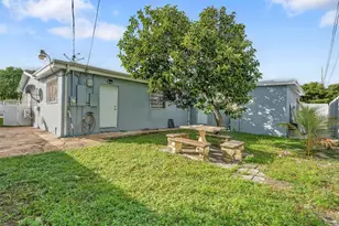 18515 NW 42nd Pl, Miami Gardens, FL 33055 - Photo 10