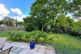 213 SW 3rd Pl, Dania Beach, FL 33004 - Photo 32