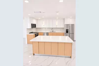 2210 NW 93rd Avenue, Pembroke Pines, FL 33024 - Photo 2
