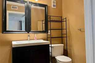 2667 NW 33rd St, Oakland Park, FL 33309 - Photo 6