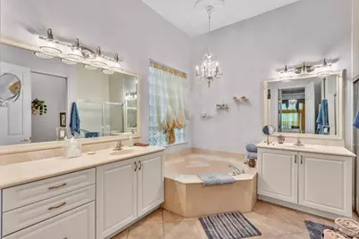 8127 Playa Del Sur Boulevard, Lake Worth, FL 33467 - Photo 18