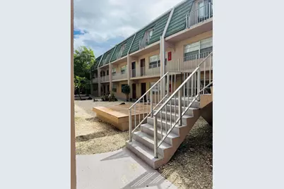 1100 SE 4th Avenue #1, Deerfield Beach, FL 33441 - Photo 12