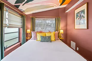 913 NE 2nd Ct, Hallandale Beach, FL 33009 - Photo 22