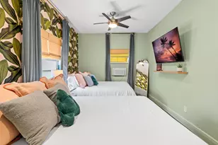 913 NE 2nd Ct, Hallandale Beach, FL 33009 - Photo 16