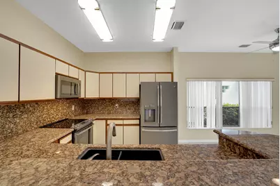 9401 NW 18th Drive, Plantation, FL 33322 - Photo 18
