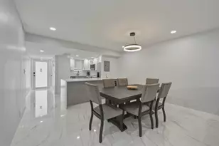 9523 S Hollybrook Lake Dr, Pembroke Pines, FL 33025 - Photo 12