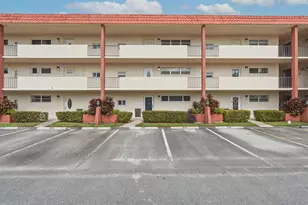 9523 S Hollybrook Lake Dr, Pembroke Pines, FL 33025 - Photo 24