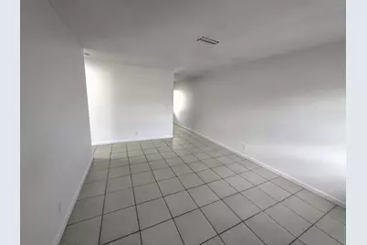 4001 NW 31st Avenue #1, Lauderdale Lakes, FL 33309 - Photo 4