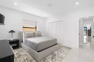 5641 Bayview Dr, Fort Lauderdale, FL 33308 - Photo 12