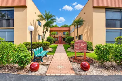 15216 Lakes Of Delray Boulevard #154, Delray Beach, FL 33484 - Photo 2