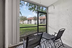 5599 Courtyard Dr, Margate, FL 33063 - Photo 4