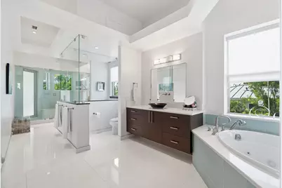 1560 SE 14th Court, Deerfield Beach, FL 33441 - Photo 14