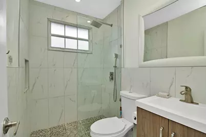 1031 SW 3rd Street, Hallandale Beach, FL 33009 - Photo 12