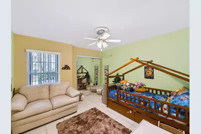 8071 Via Hacienda, Riviera Beach, FL 33418 - Photo 24