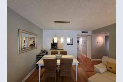 1000 Parkview Drive #206, Hallandale Beach, FL 33009 - Photo 18