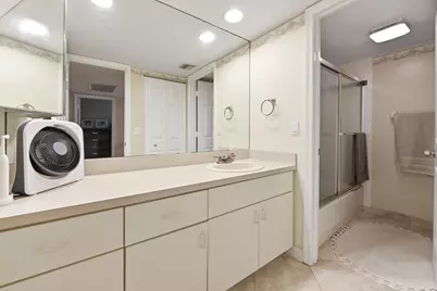 302 Woodland Road, Palm Springs, FL 33461 - Photo 24
